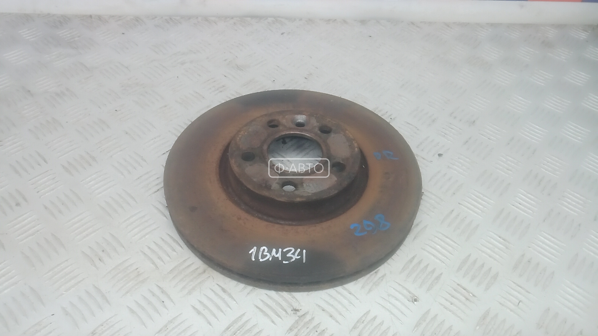 Диск тормозной передний