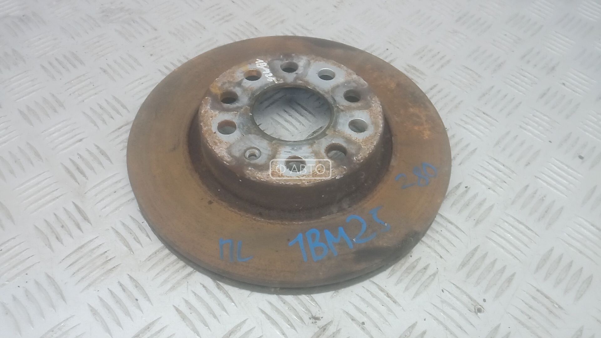 Диск тормозной передний