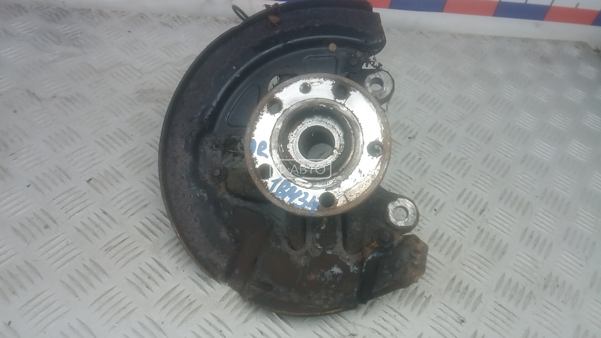 Ступица передняя правая