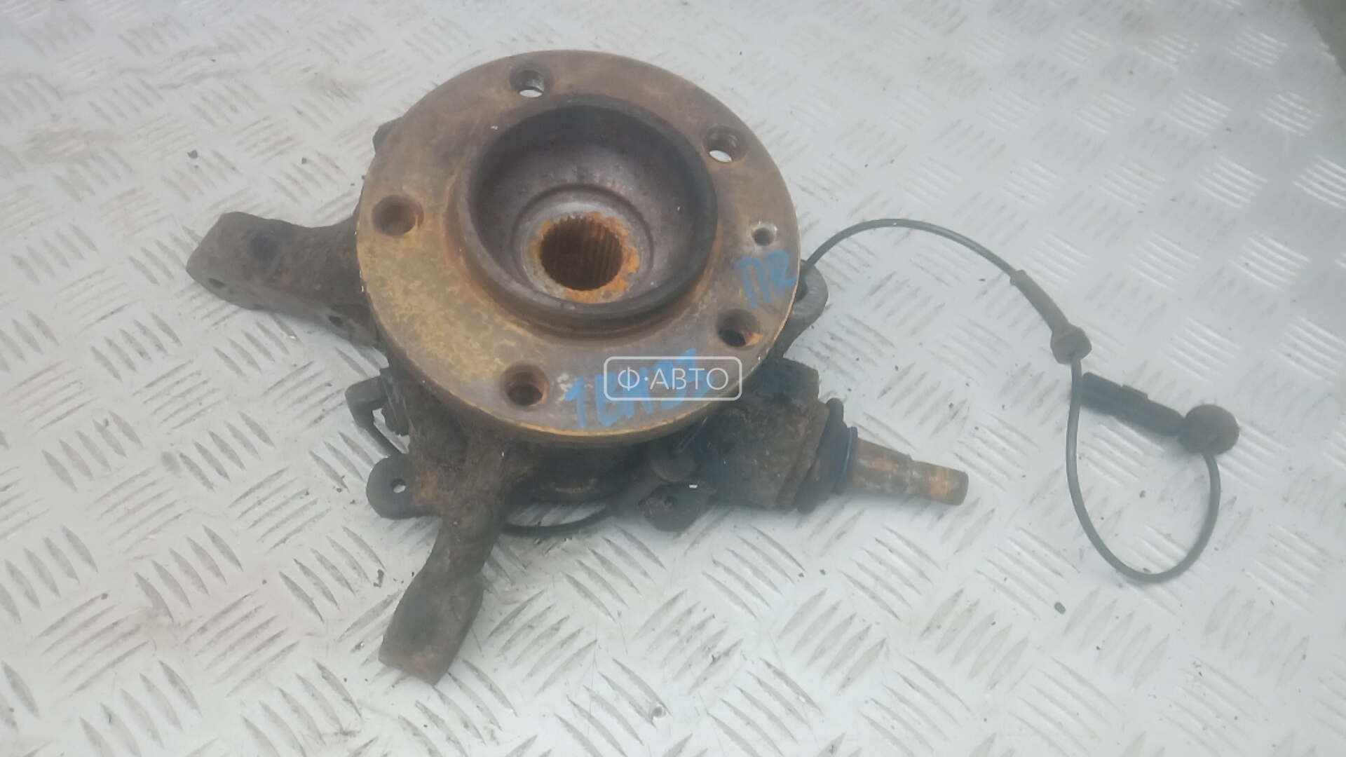 Ступица передняя правая