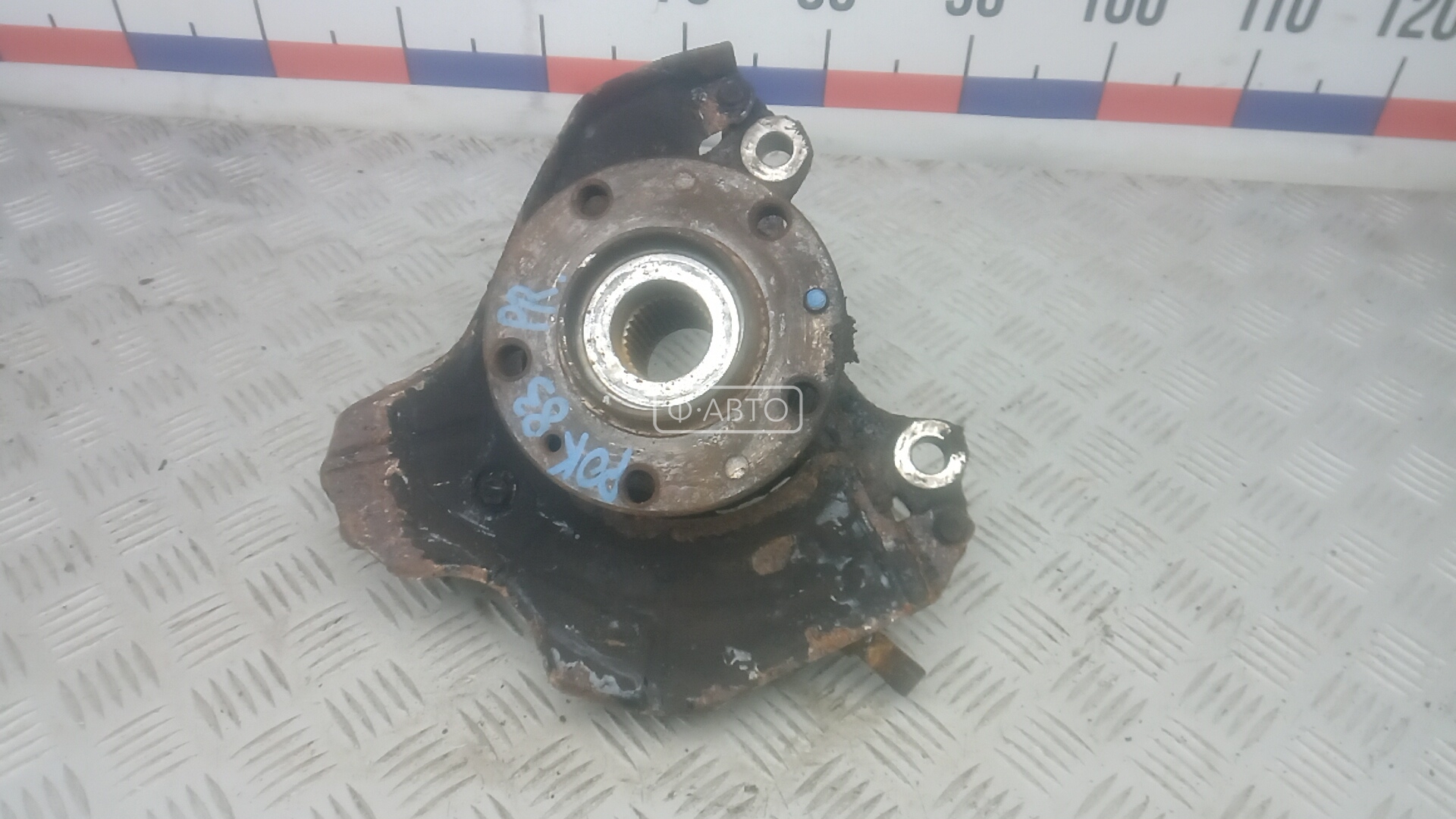 Ступица передняя правая