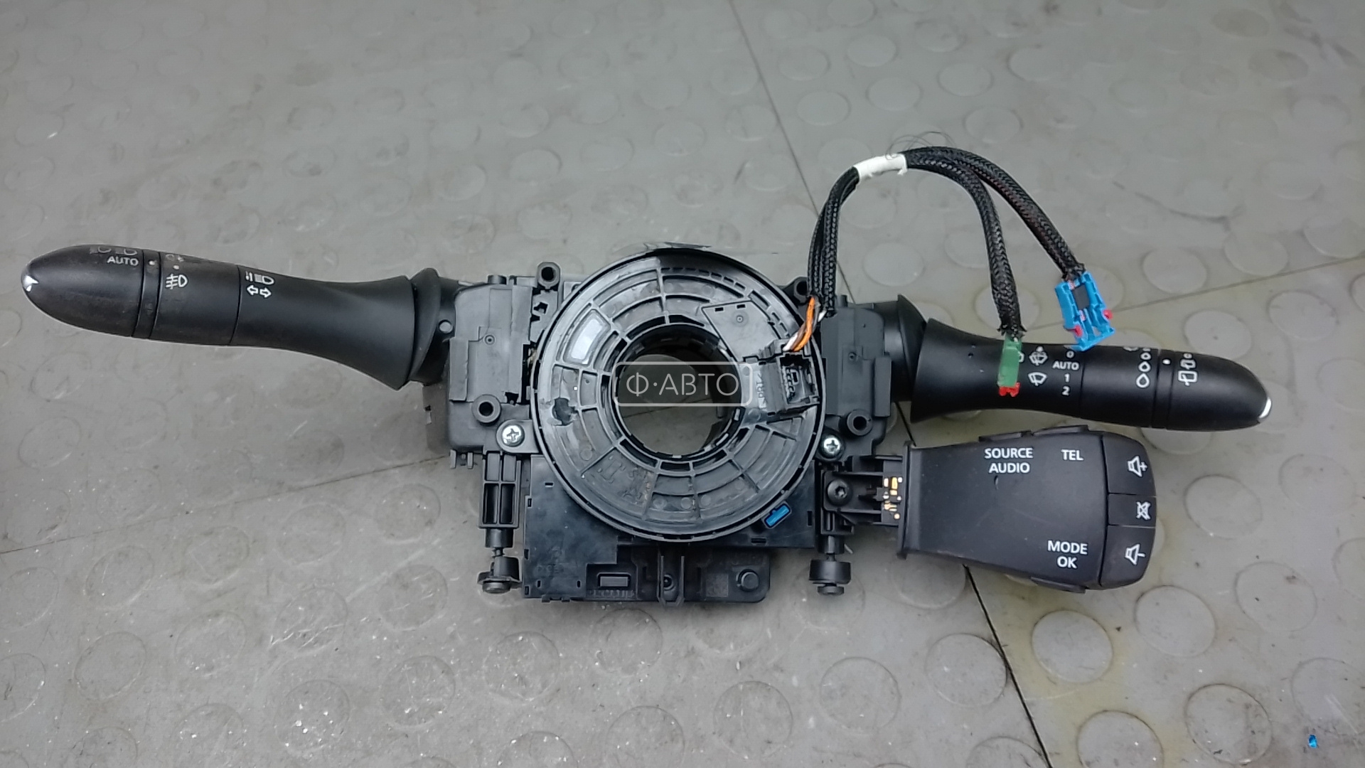 Переключатель поворотов и дворников (стрекоза)