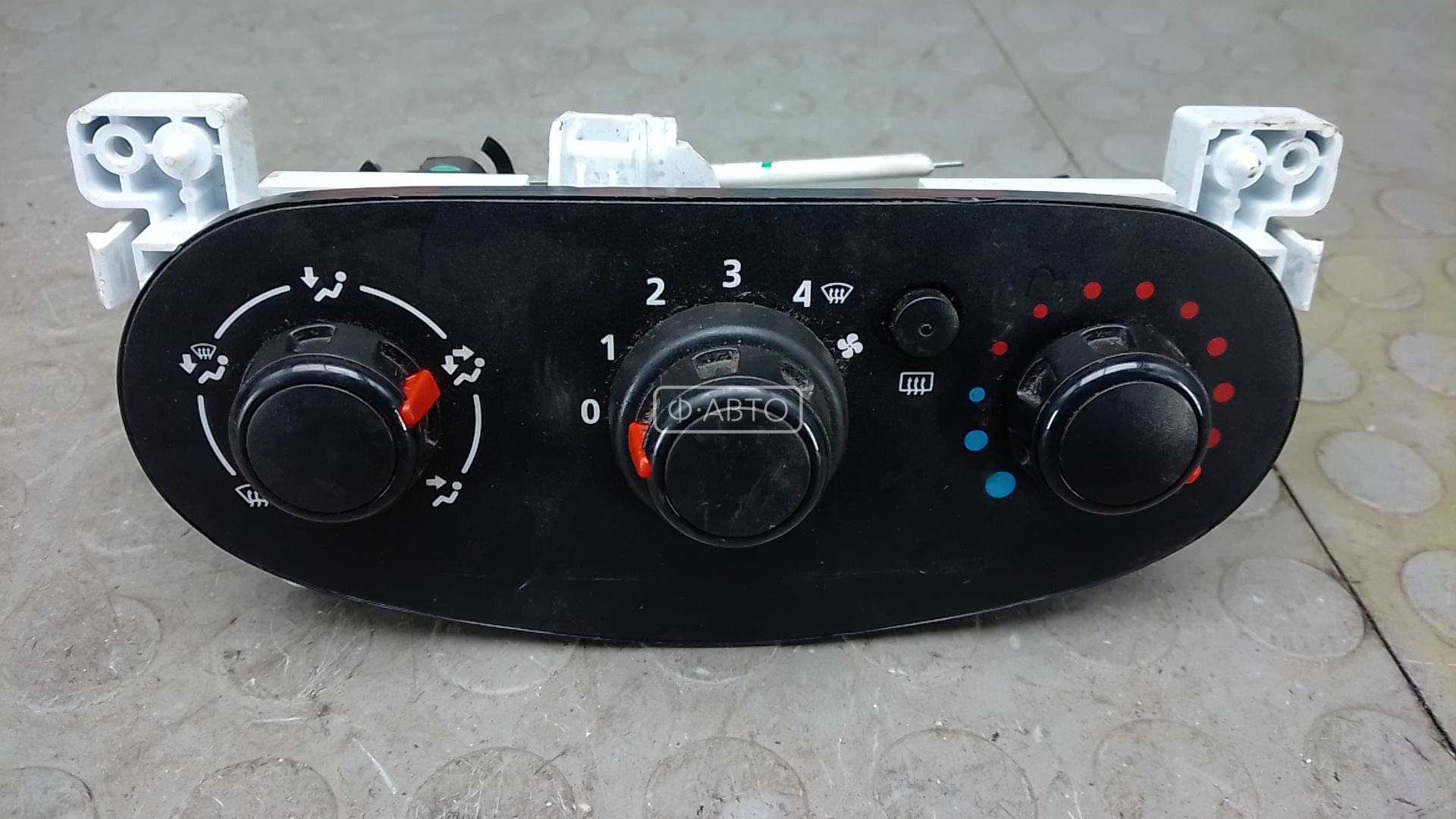 Блок управления печки и климат-контроля