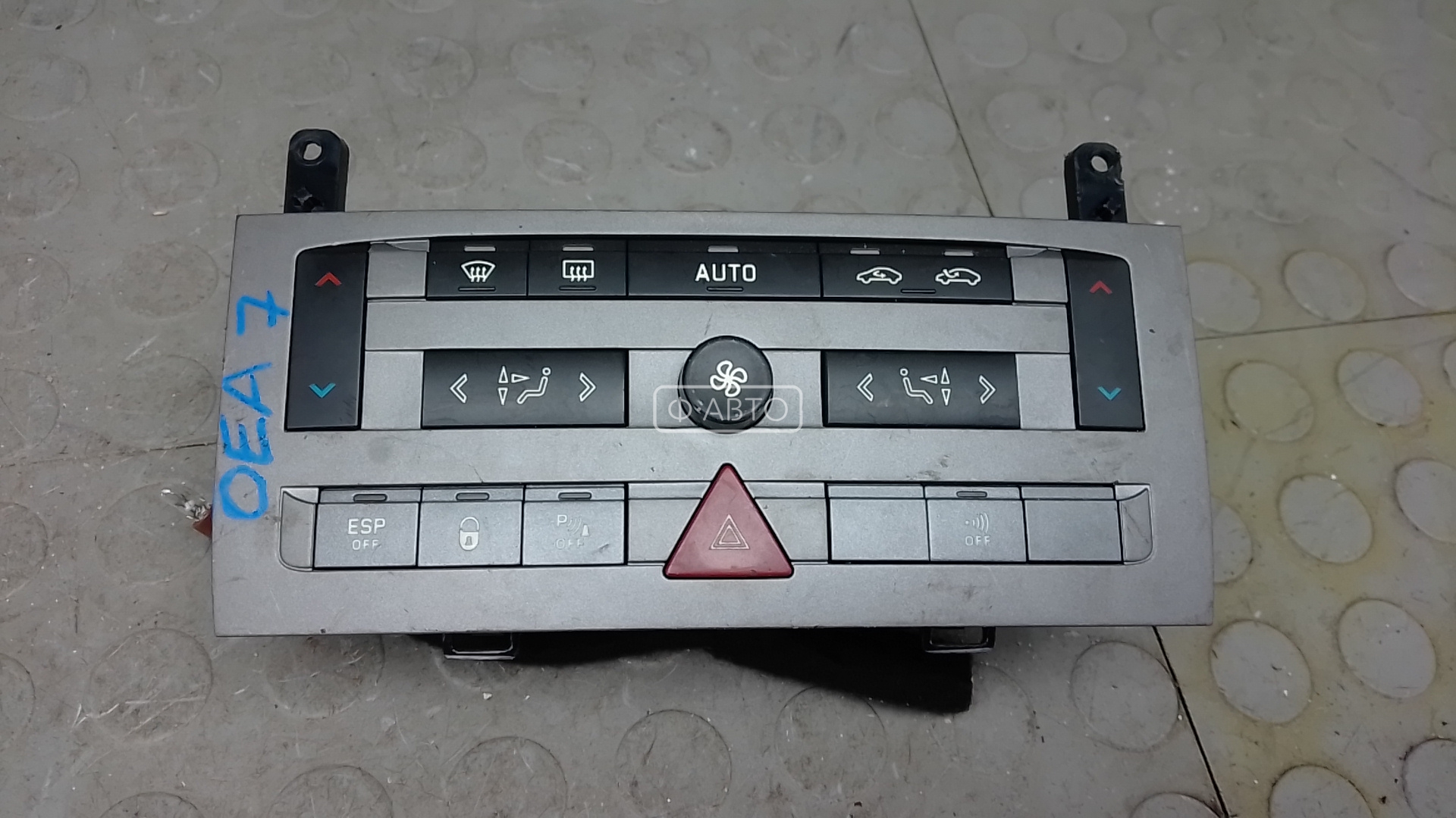 Блок управления печки и климат-контроля