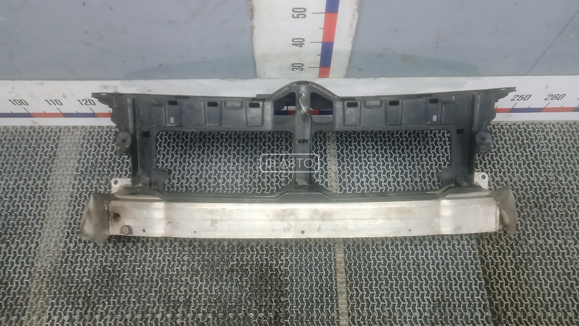 Передняя панель крепления облицовки (телевизор)