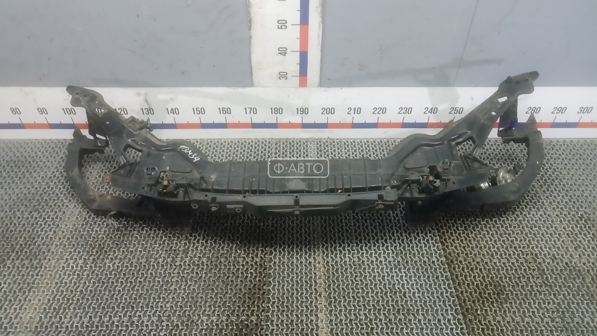 Передняя панель крепления облицовки (телевизор)