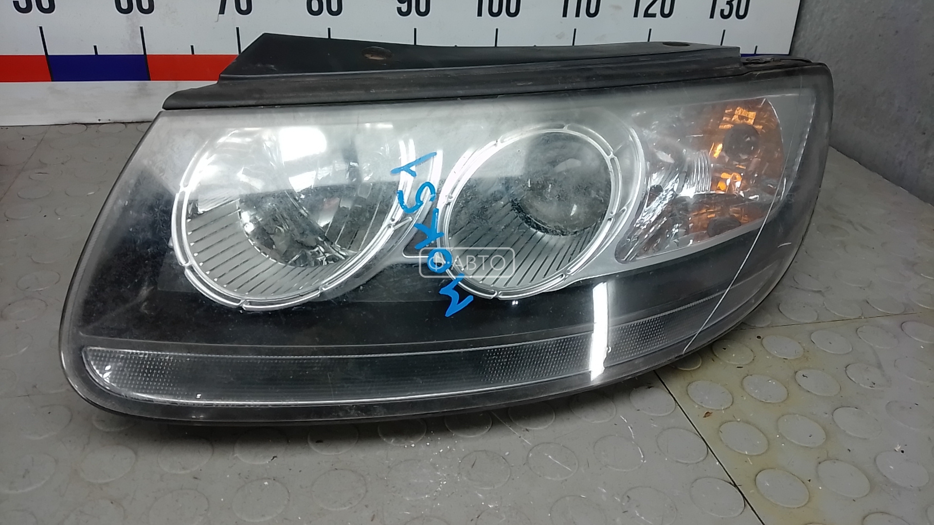 Фара левая