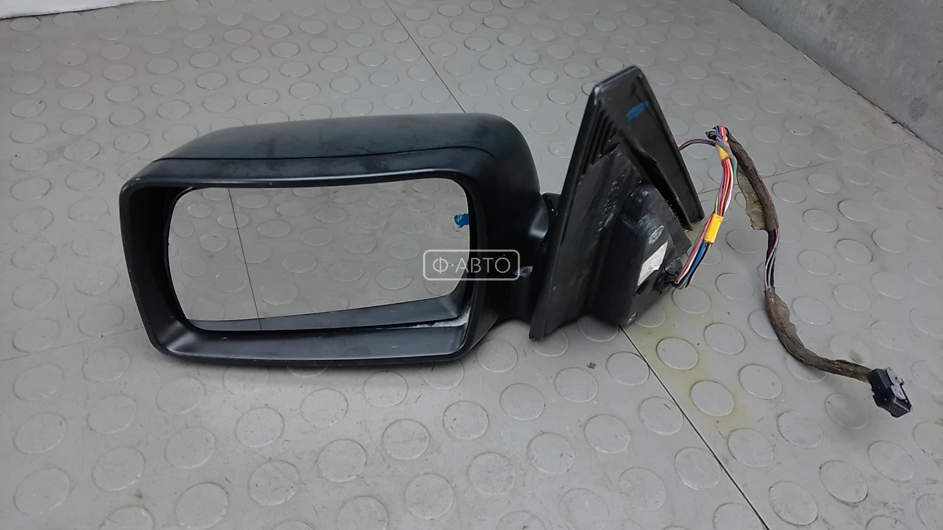 Зеркало наружное левое