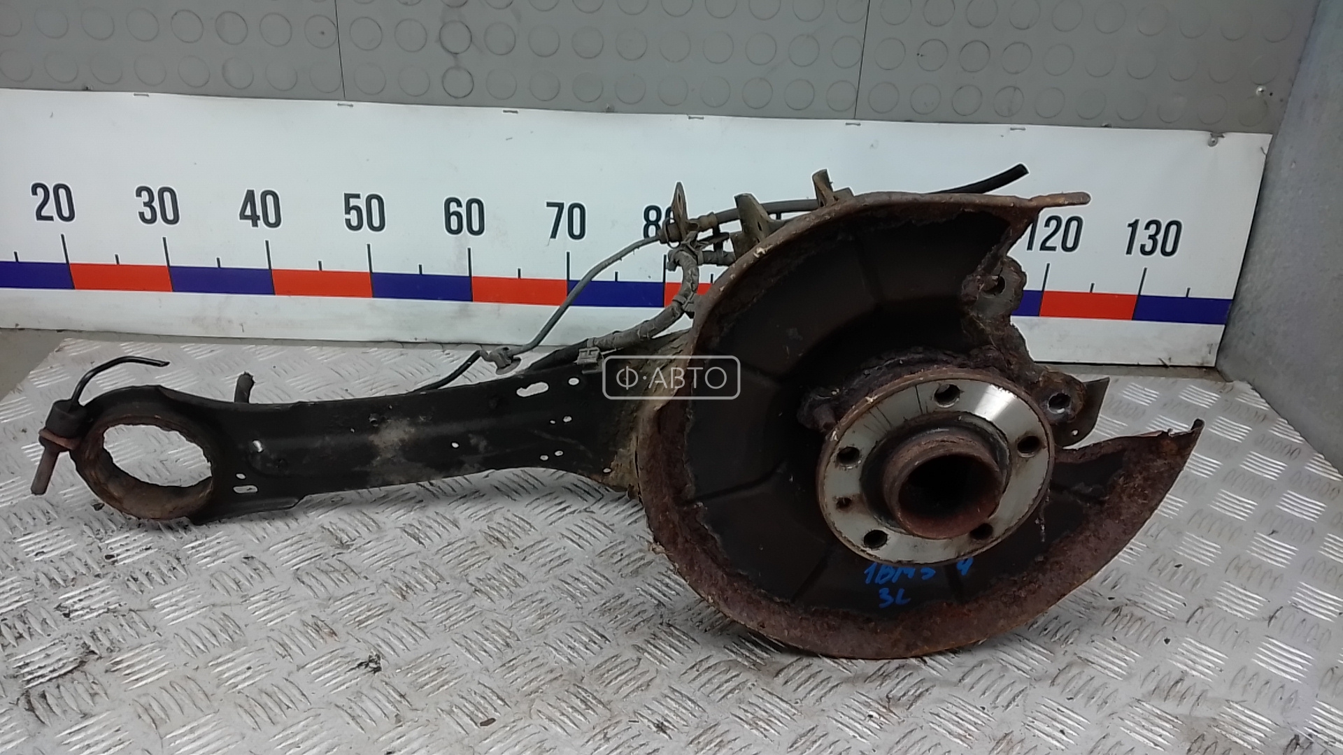 Ступица задняя левая