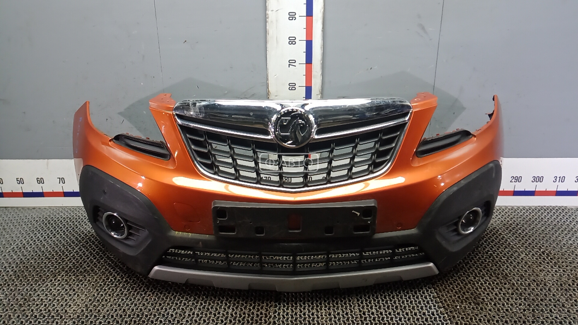 Бампер передний