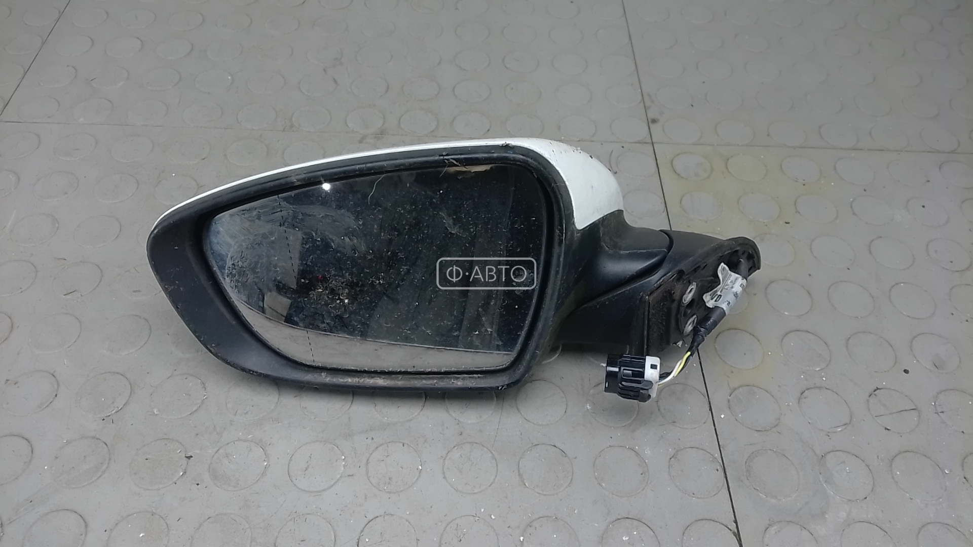 Зеркало наружное левое