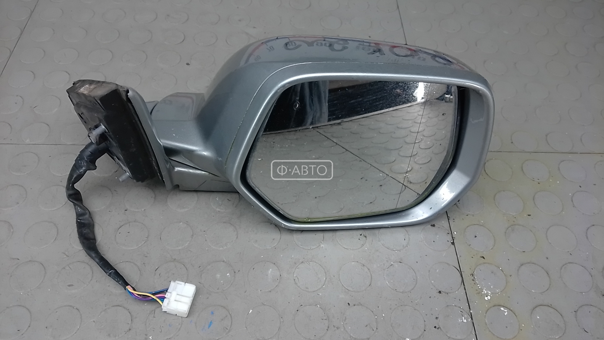 Зеркало наружное правое