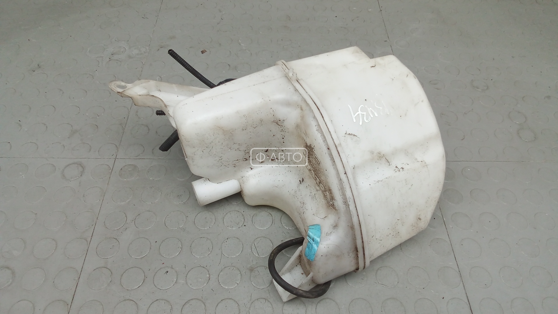 Бачок омывателя