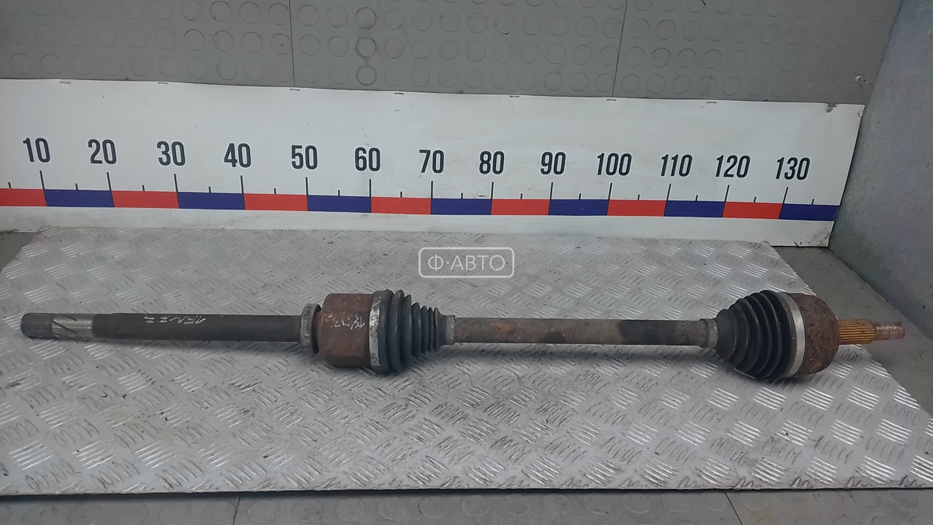 Привод передний правый