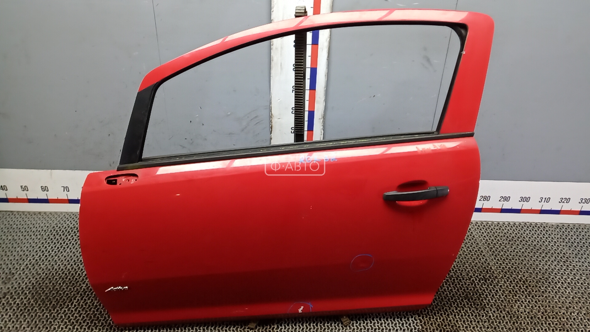 Дверь передняя левая