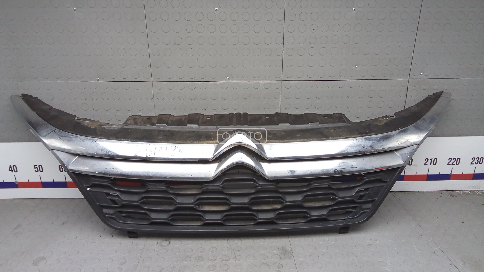 Решетка радиатора