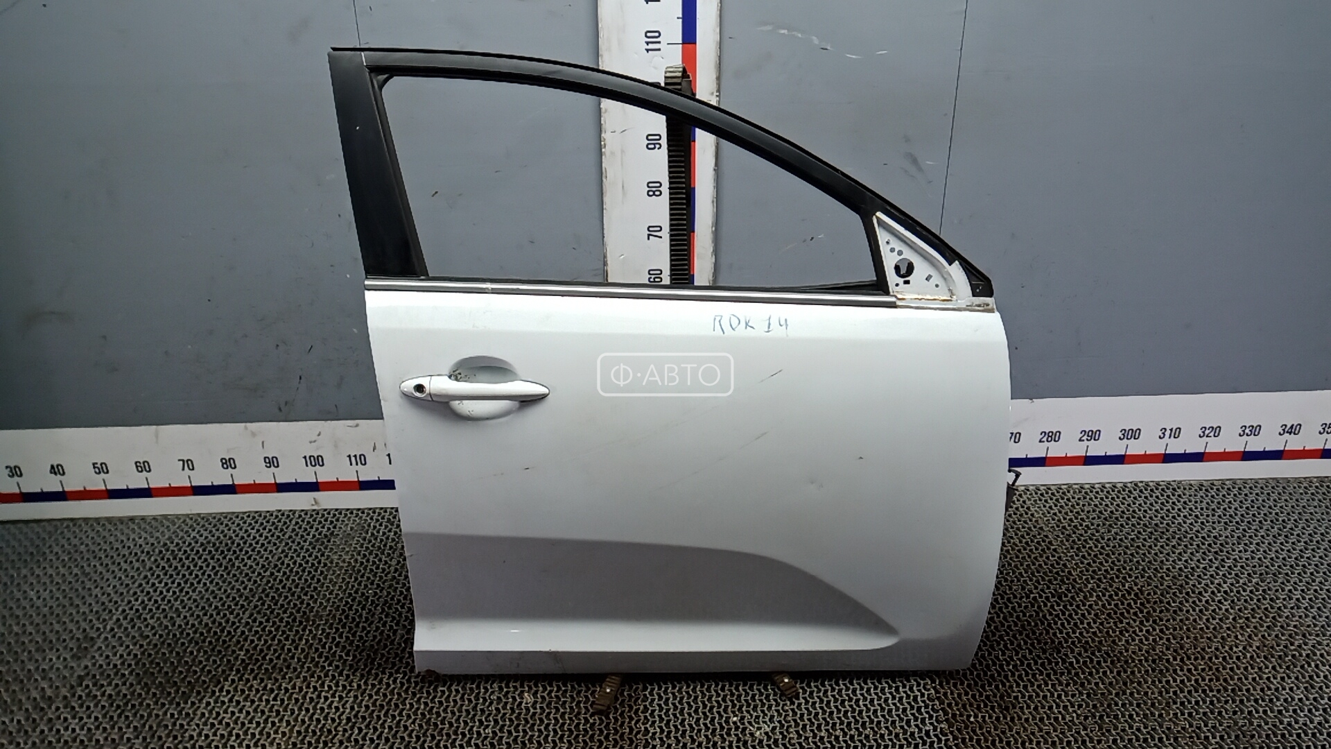 Дверь передняя правая