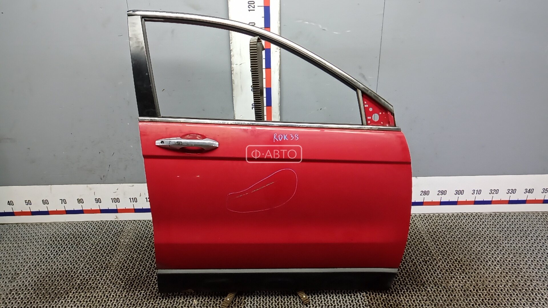 Дверь передняя правая