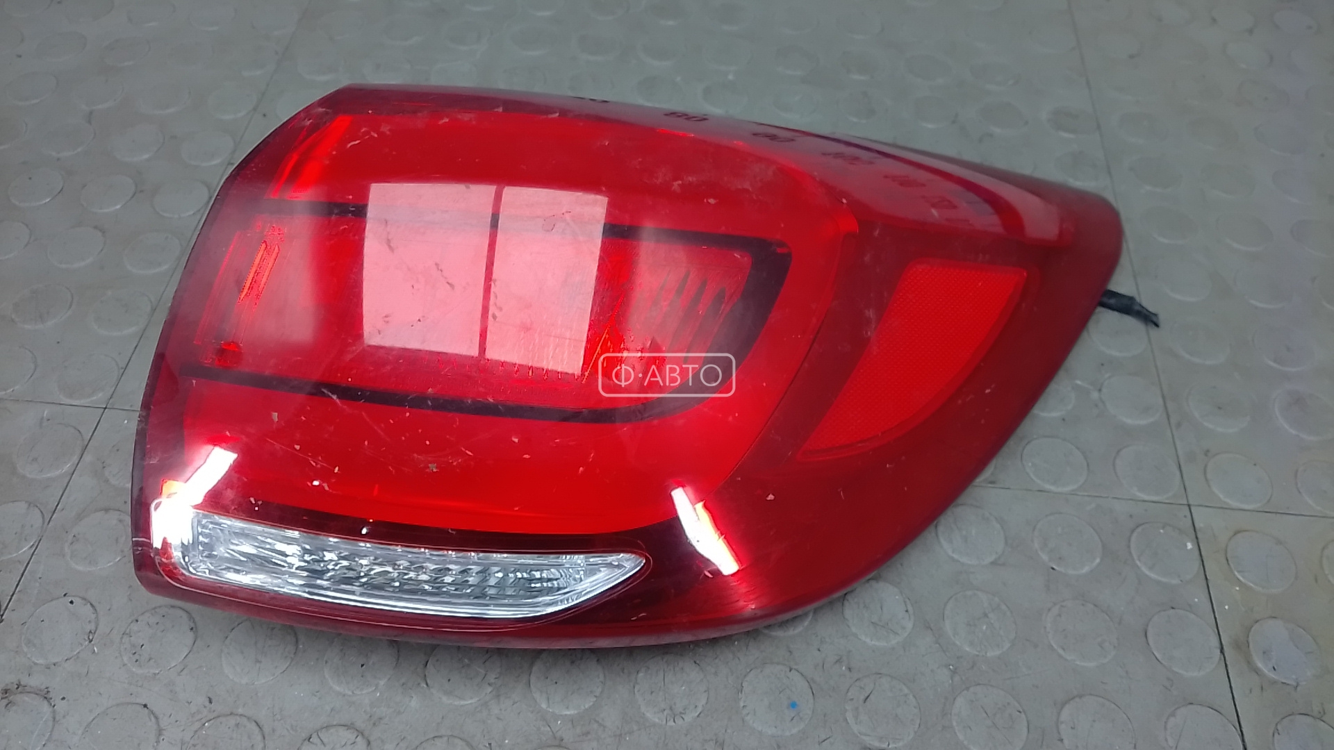 Фонарь задний правый KIA SPORTAGE 3