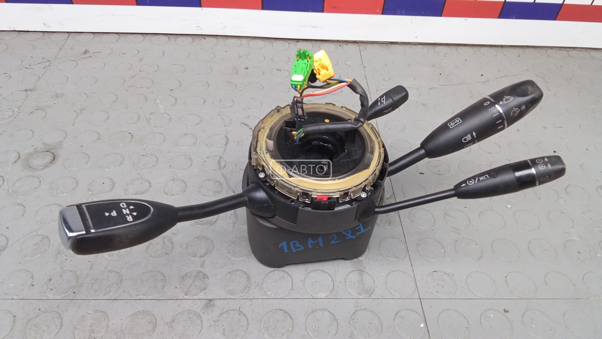 Переключатель поворотов и дворников (стрекоза)