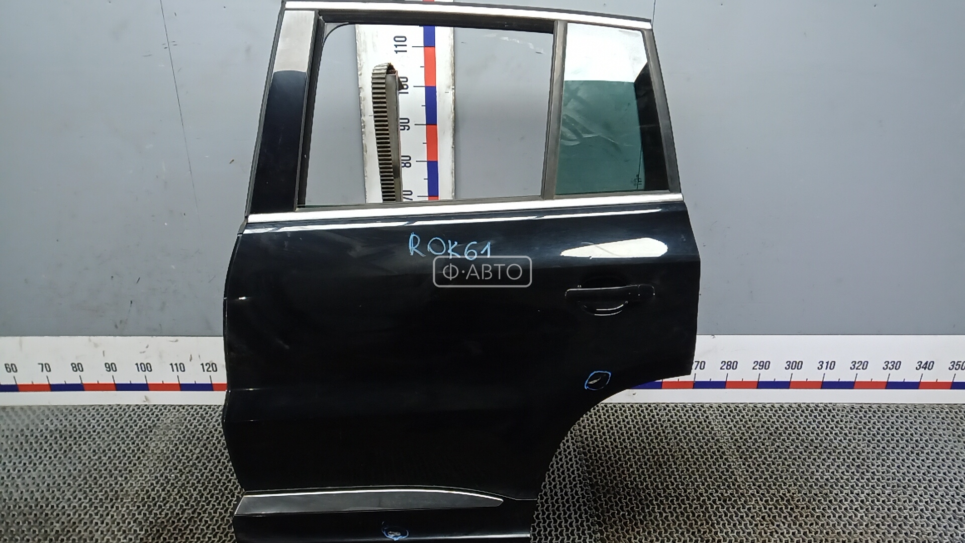 Дверь задняя левая