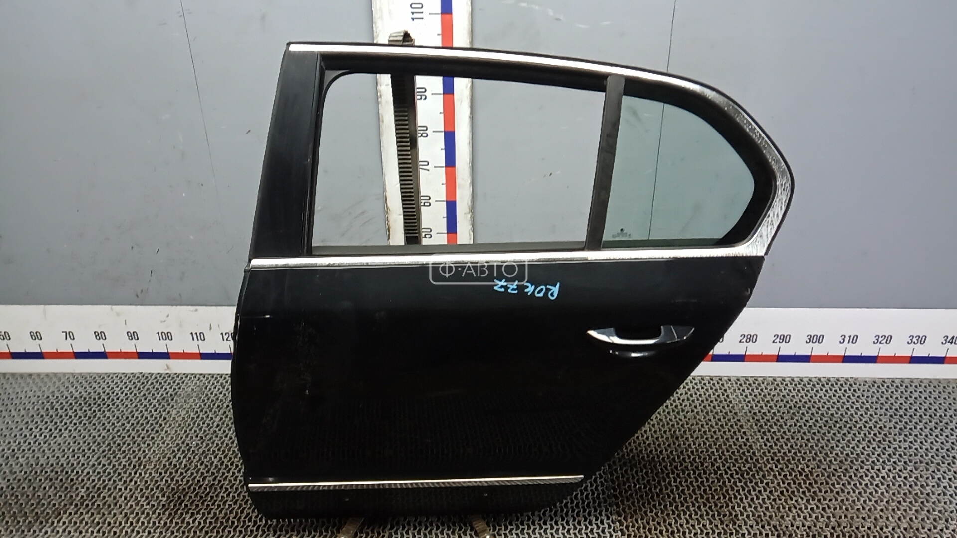 Дверь задняя левая