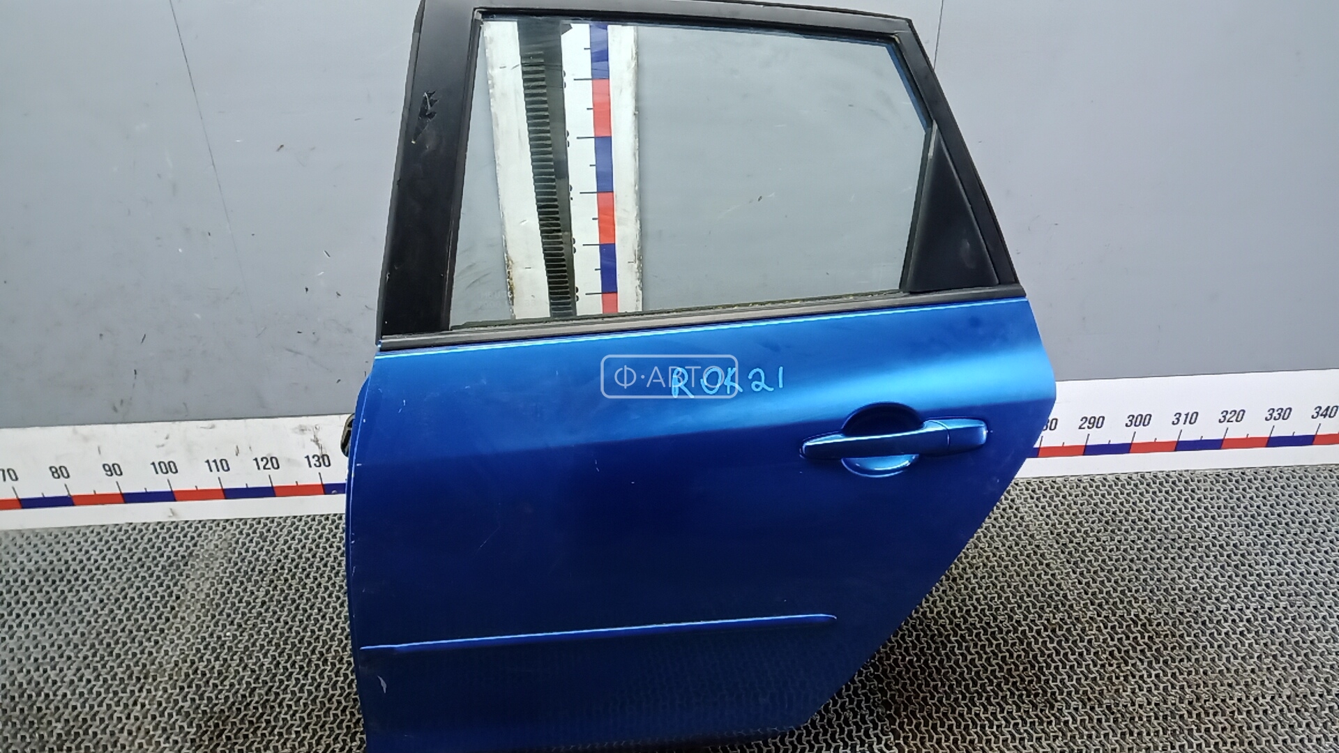 Дверь задняя левая