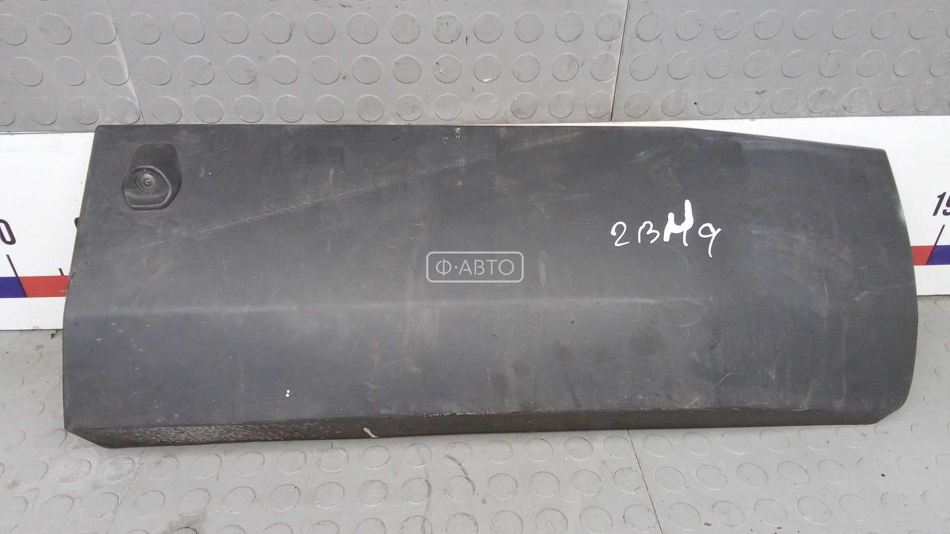 Молдинг двери распашной правой