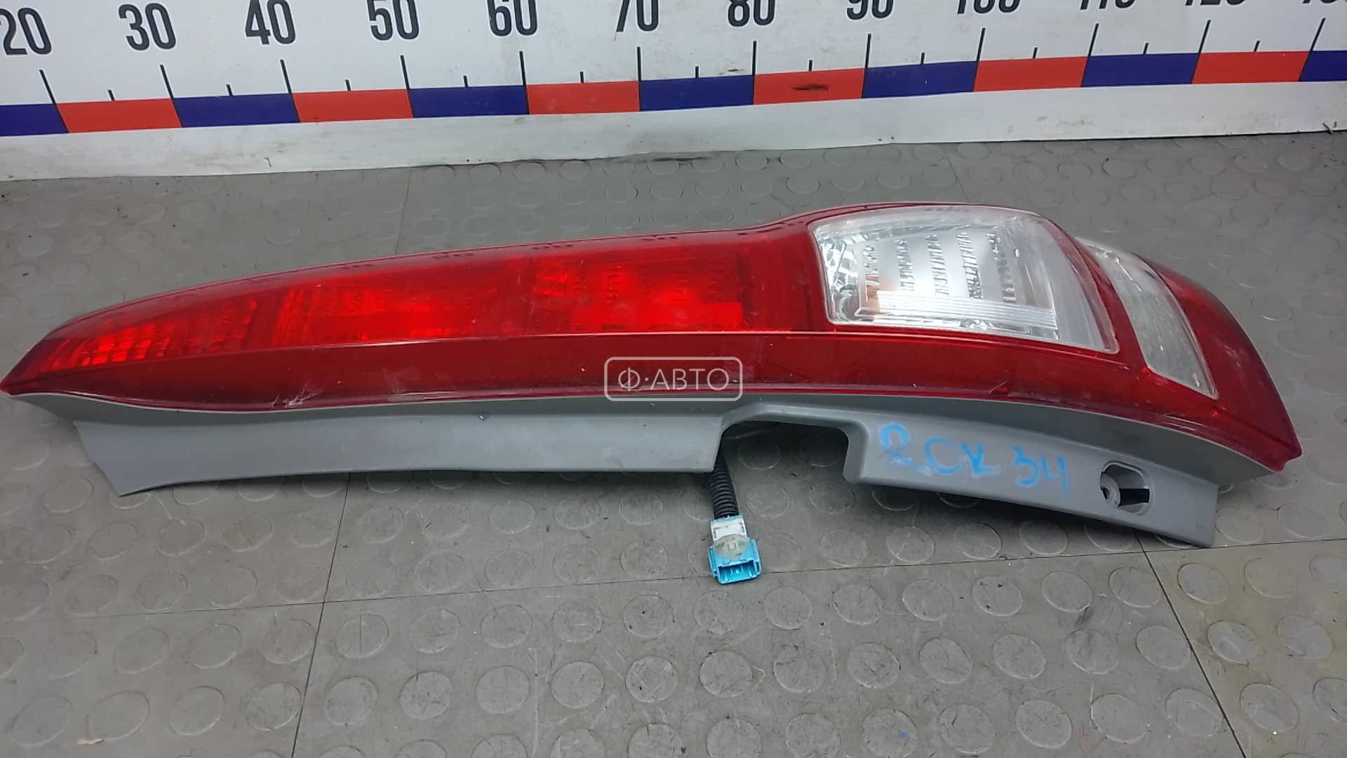 Фонарь задний правый