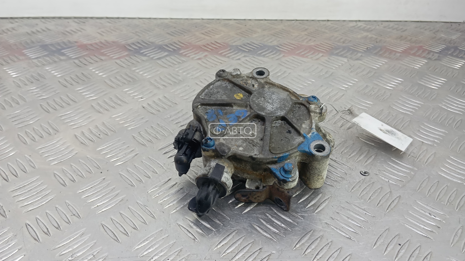 Насос вакуумный