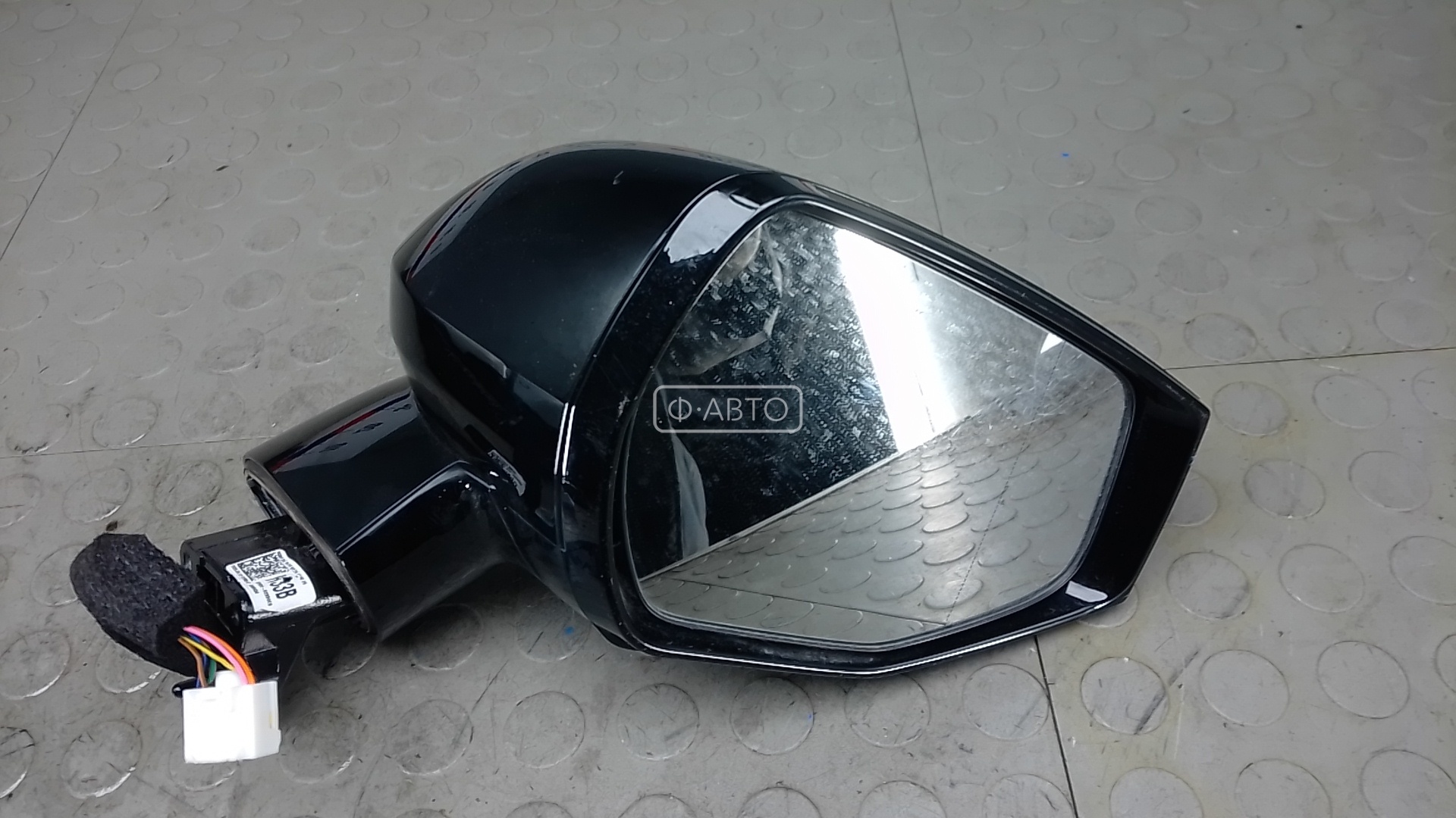 Зеркало наружное правое