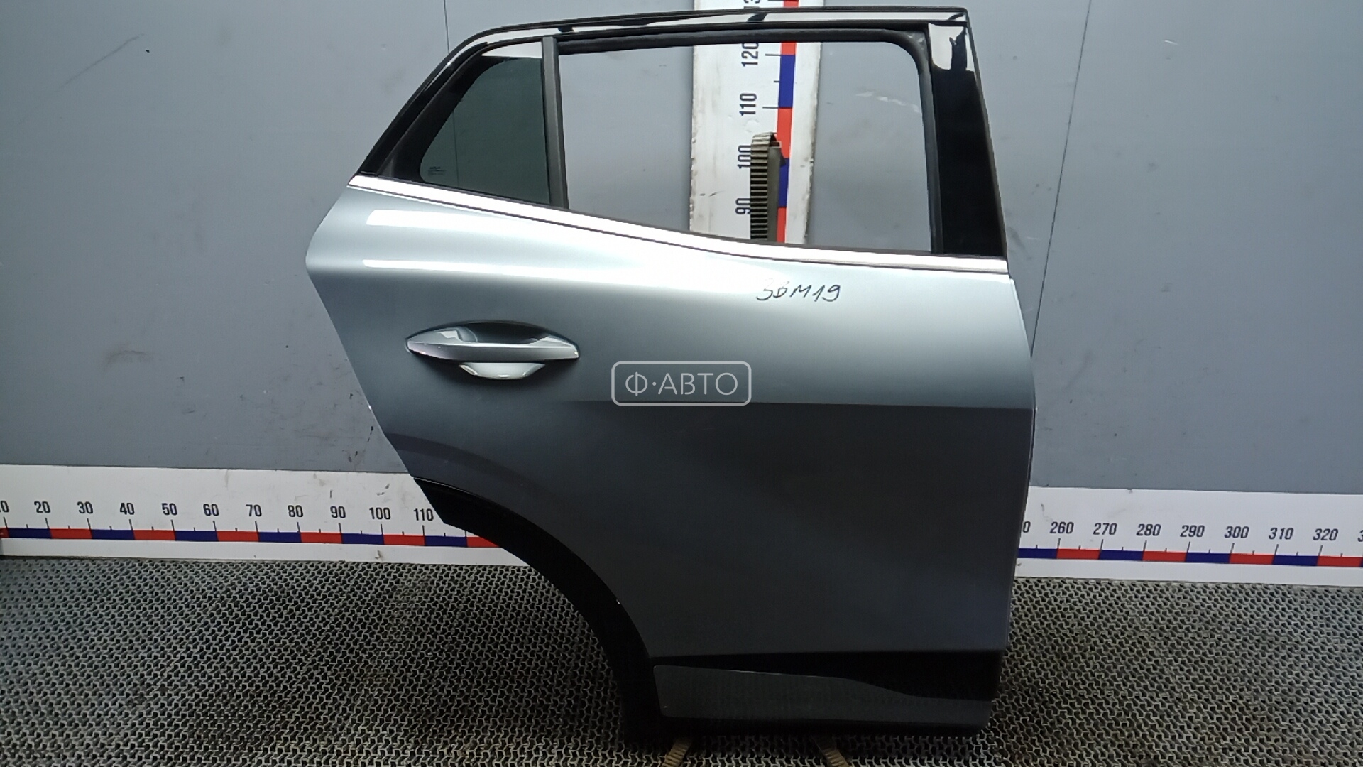 Дверь задняя правая