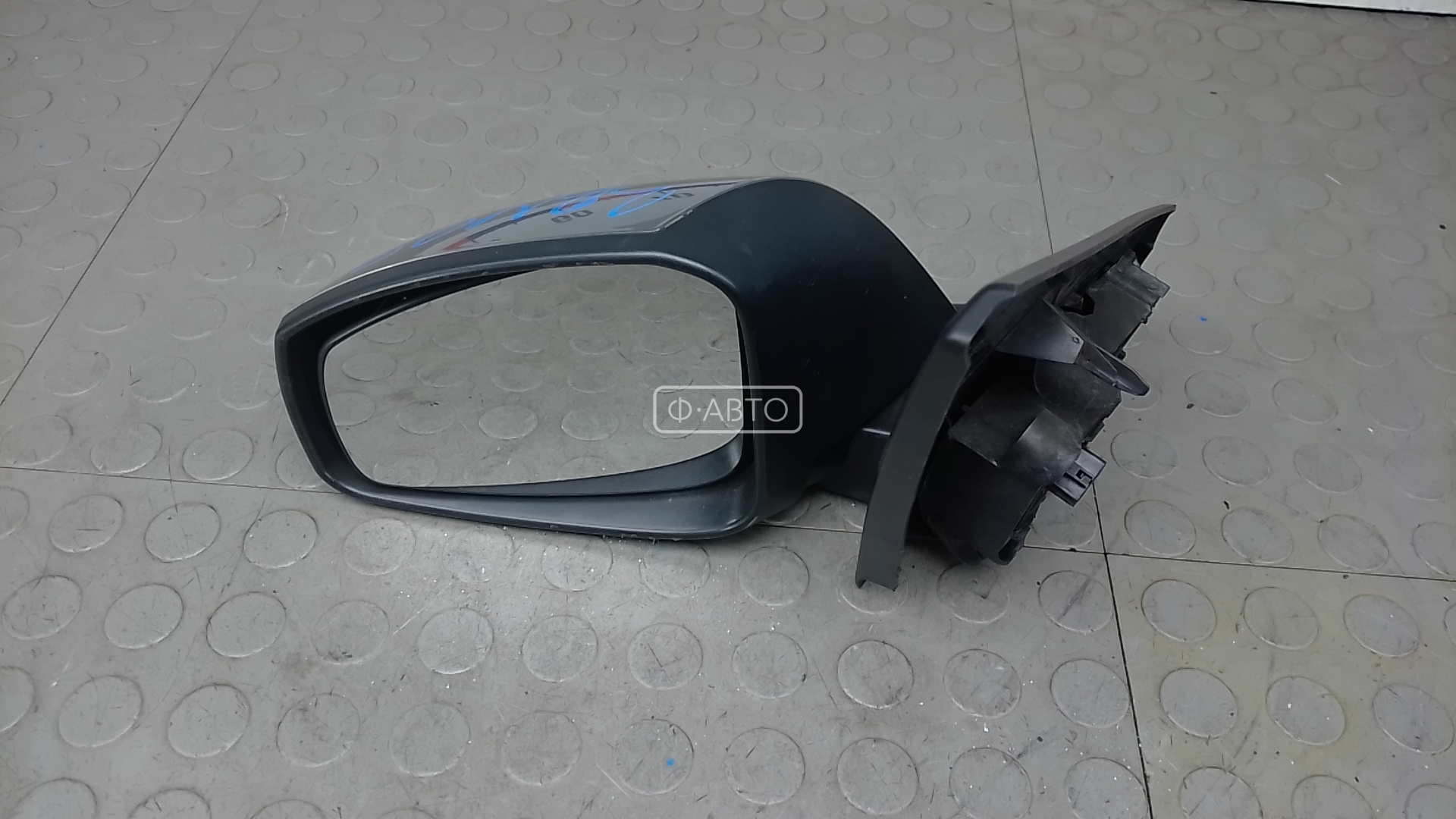 Зеркало наружное правое