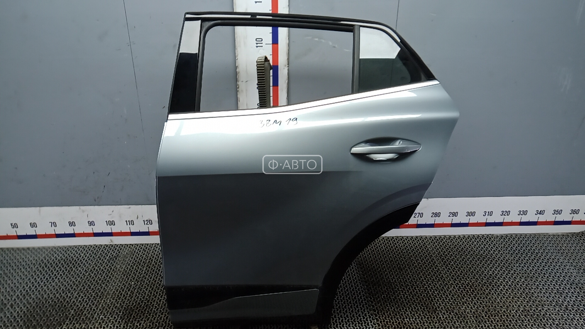 Дверь задняя левая