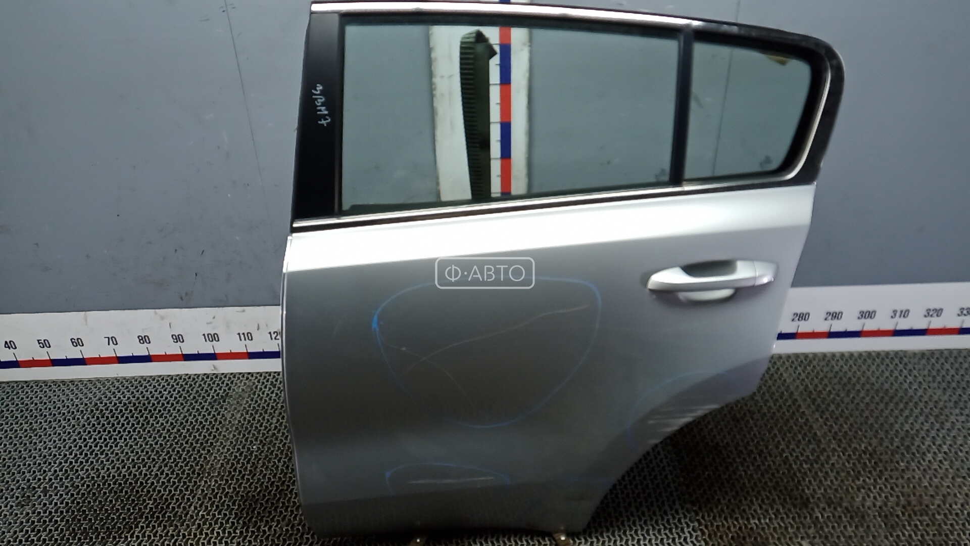 Дверь задняя левая