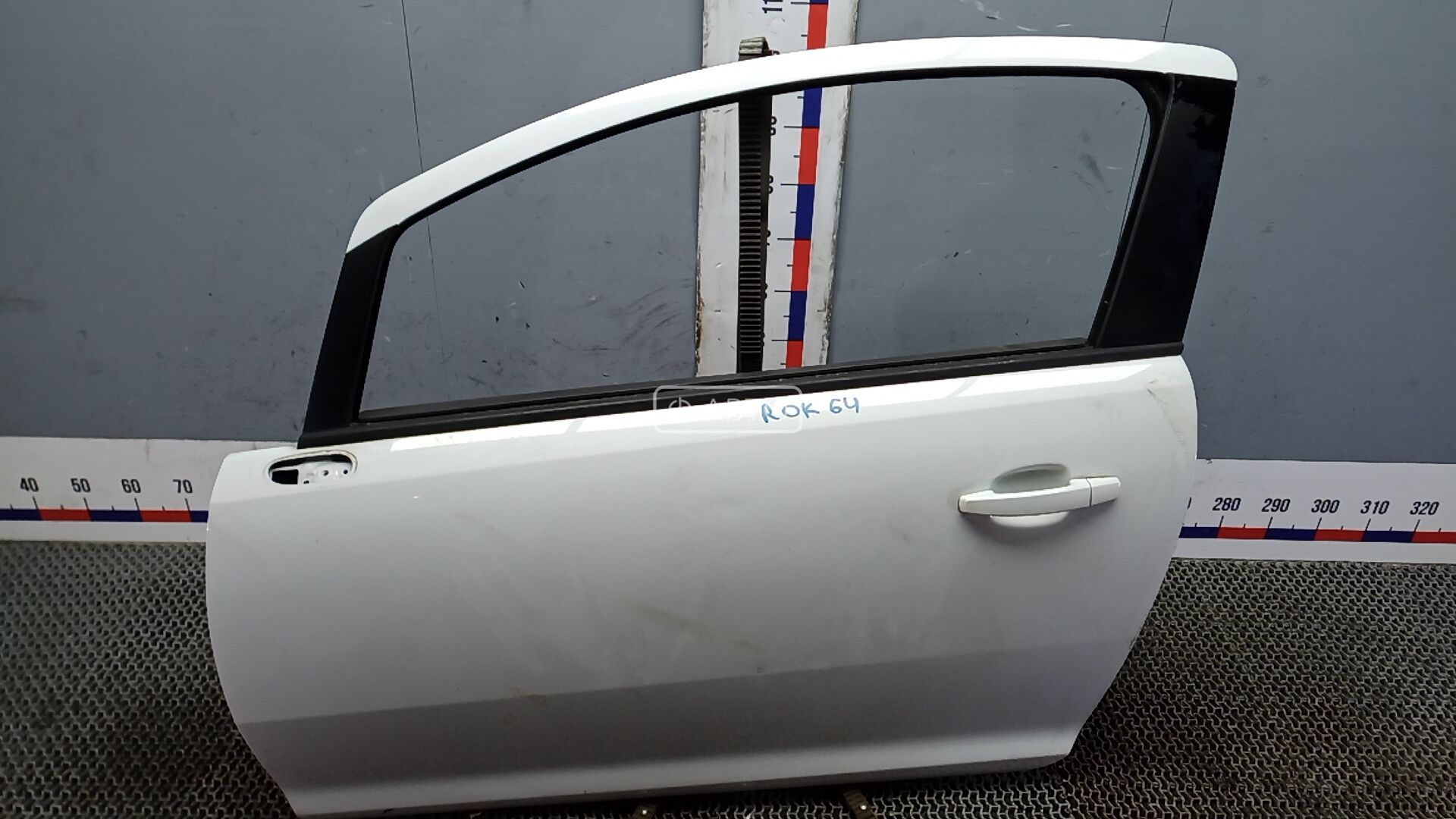 Дверь передняя левая