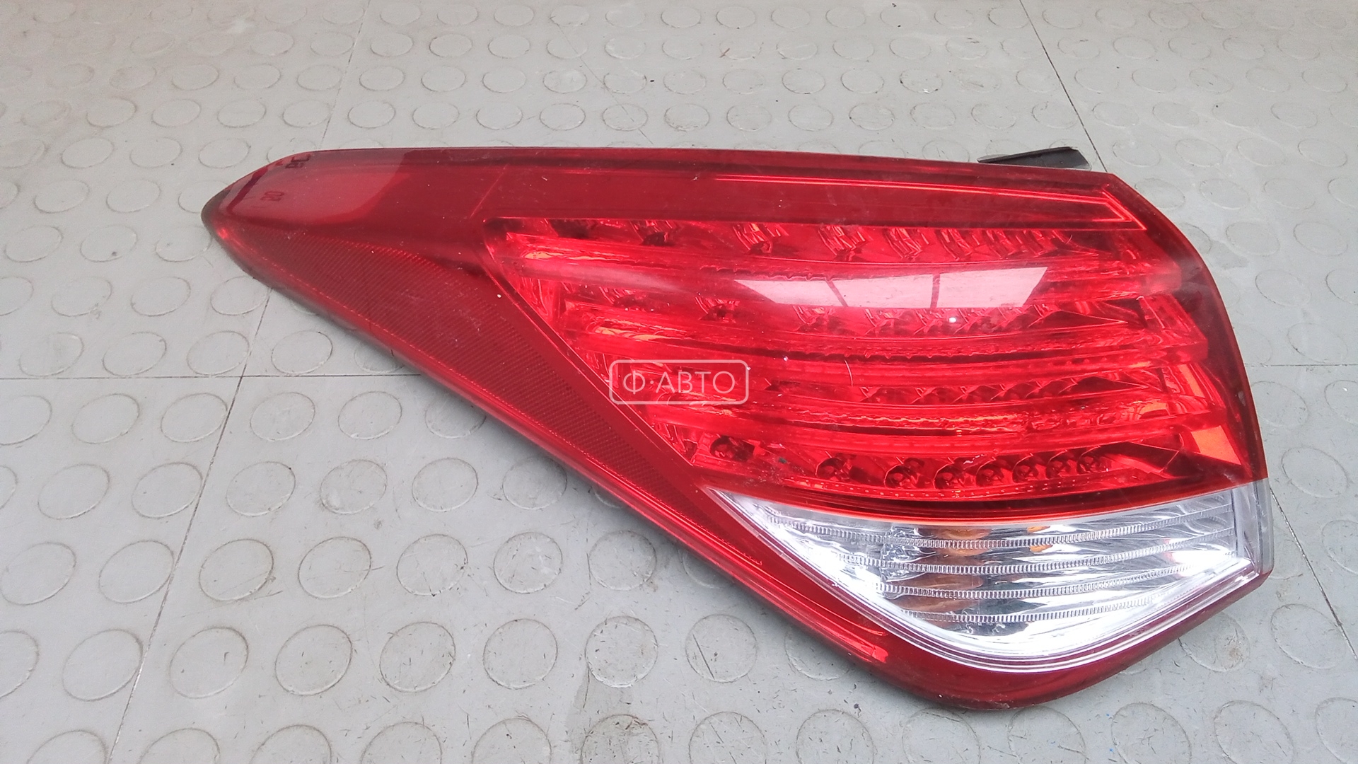 Фонарь задний левый HYUNDAI I40