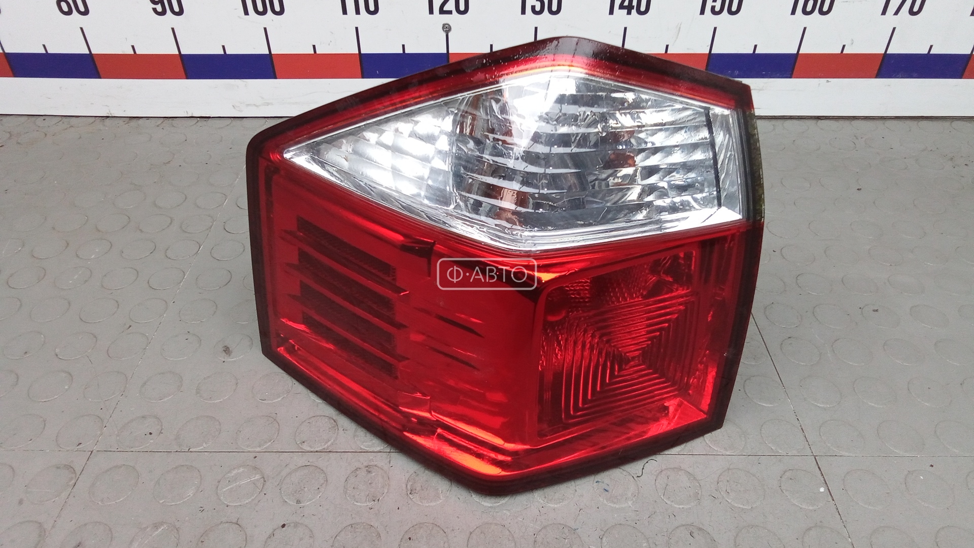 Фонарь задний левый CHEVROLET ORLANDO