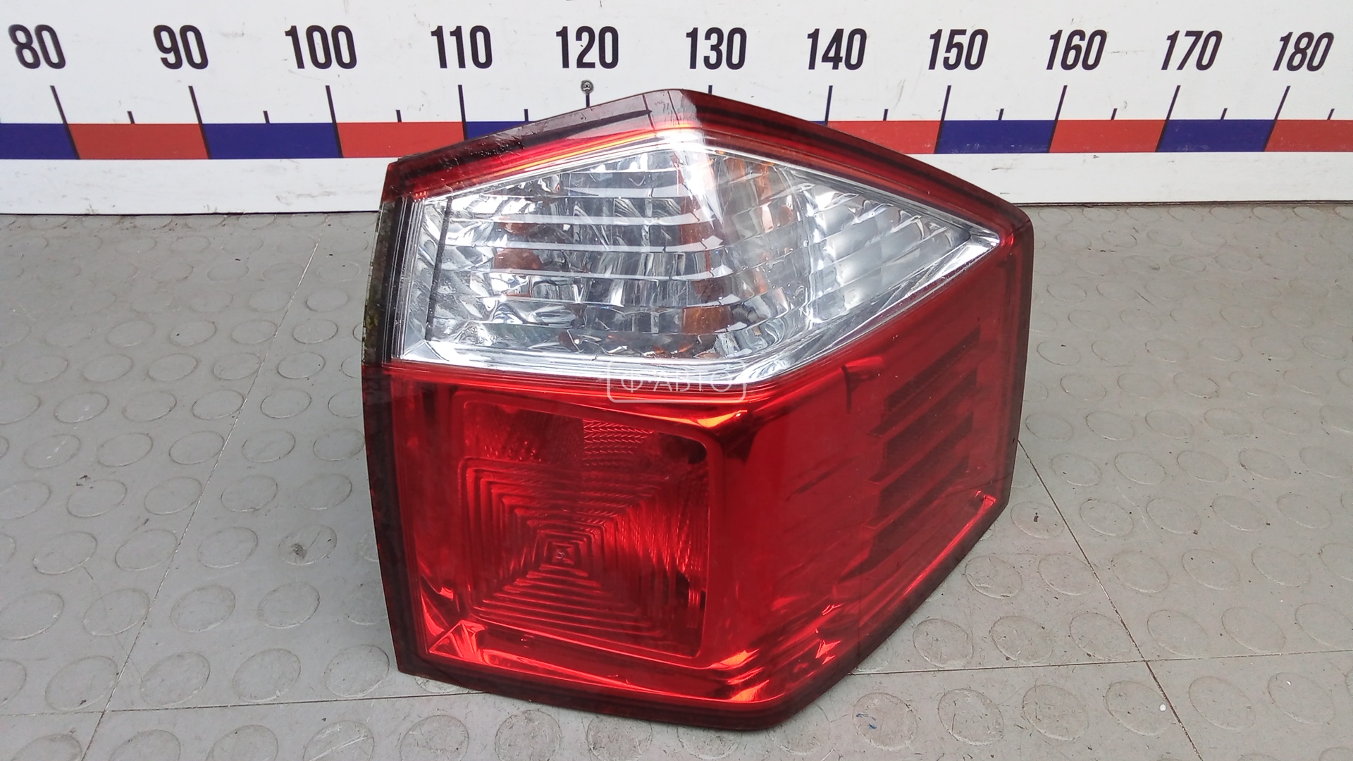 Фонарь задний правый CHEVROLET ORLANDO