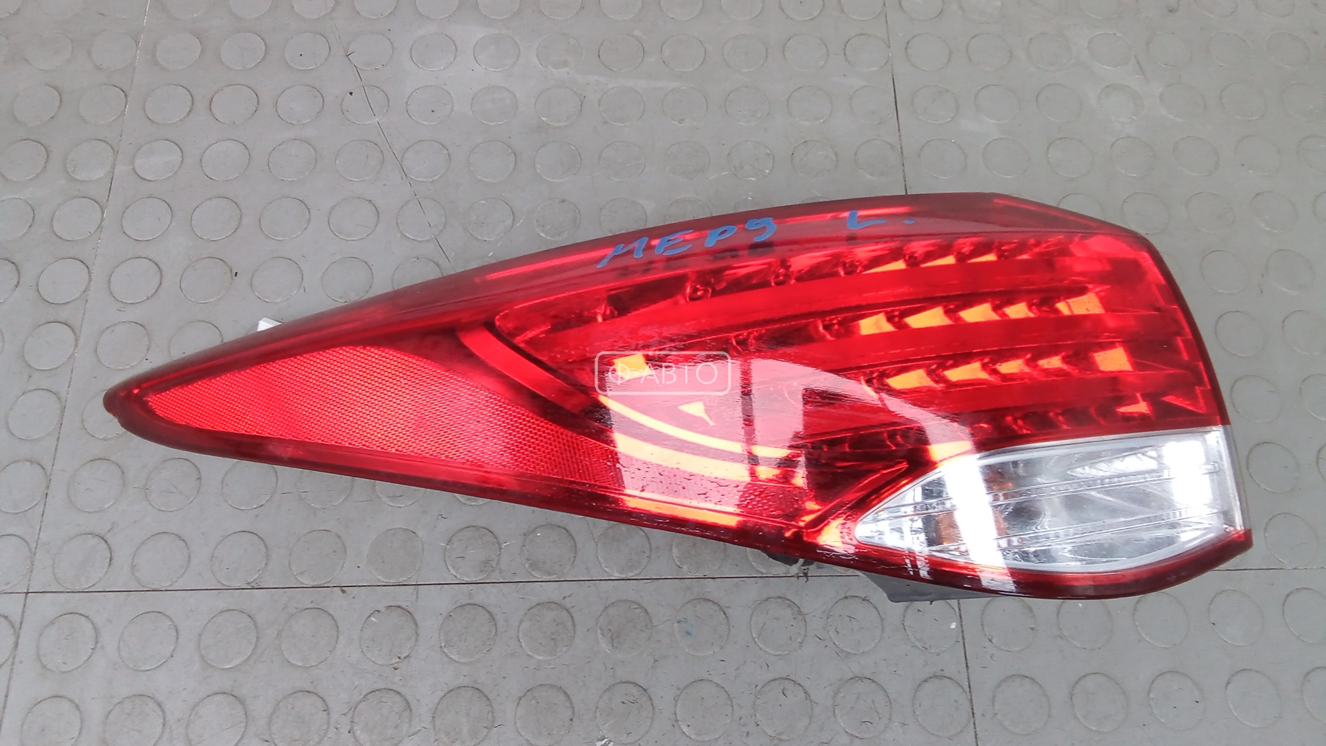 Фонарь задний левый HYUNDAI I40