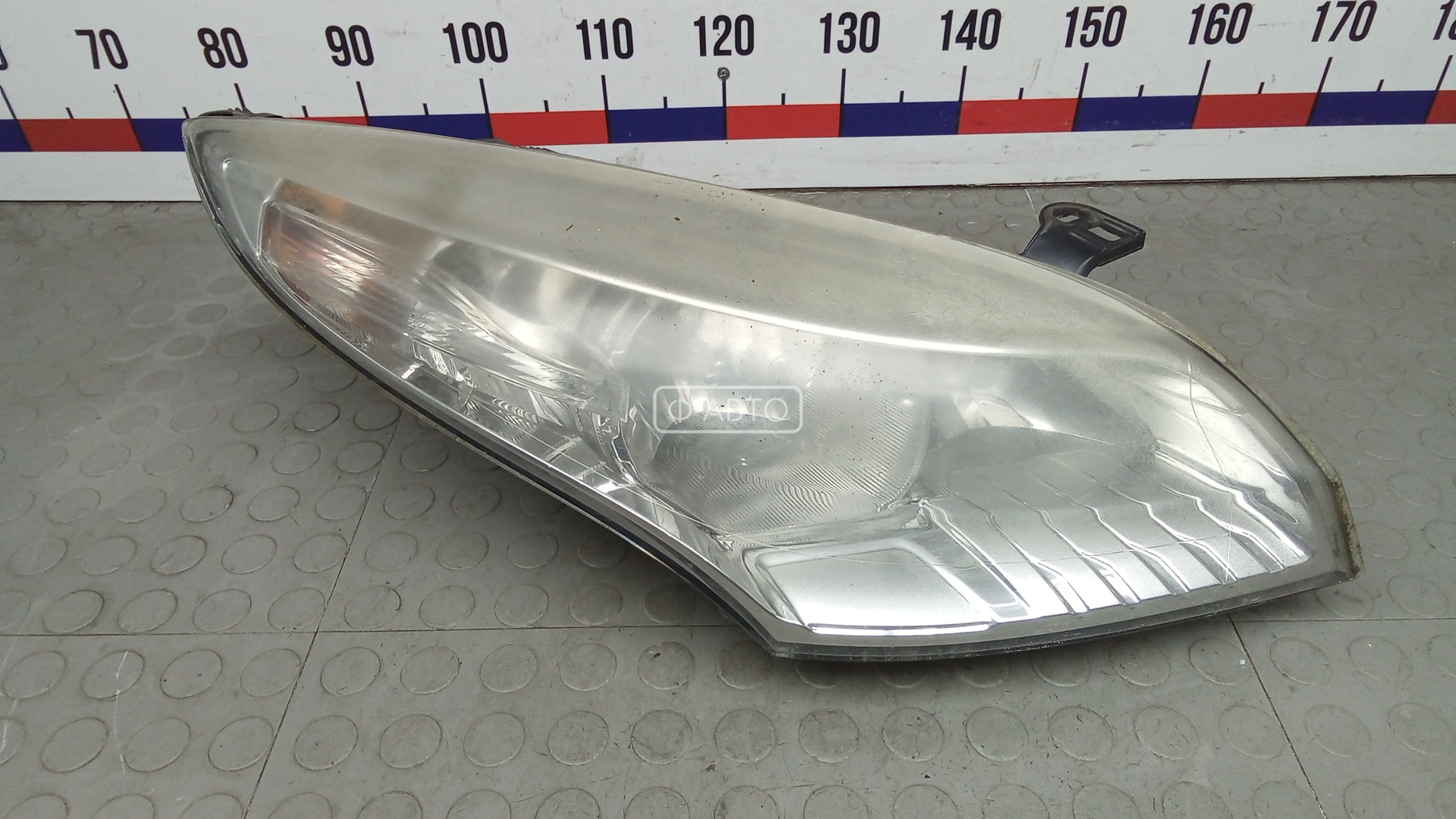 Фара правая RENAULT MEGANE 3