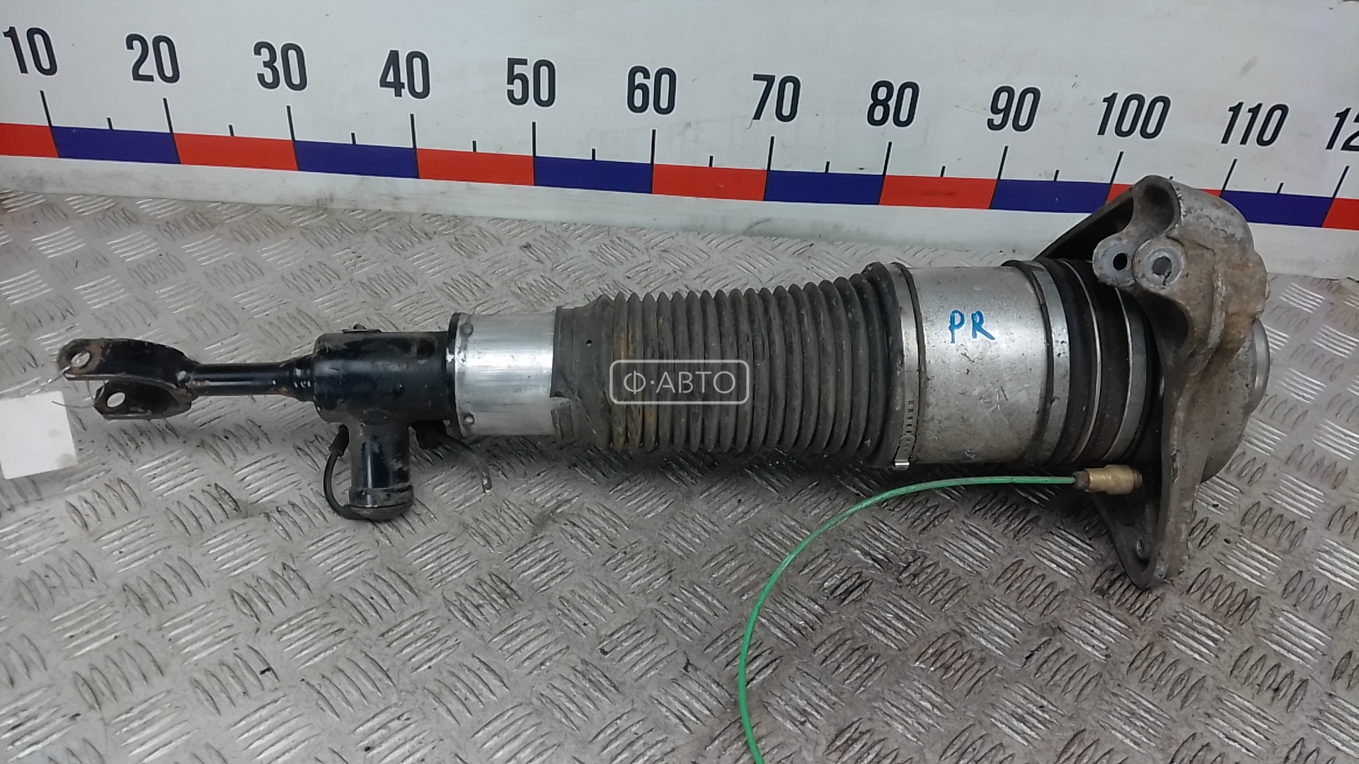 Стойка передняя правая AUDI A6 ALLROAD C6