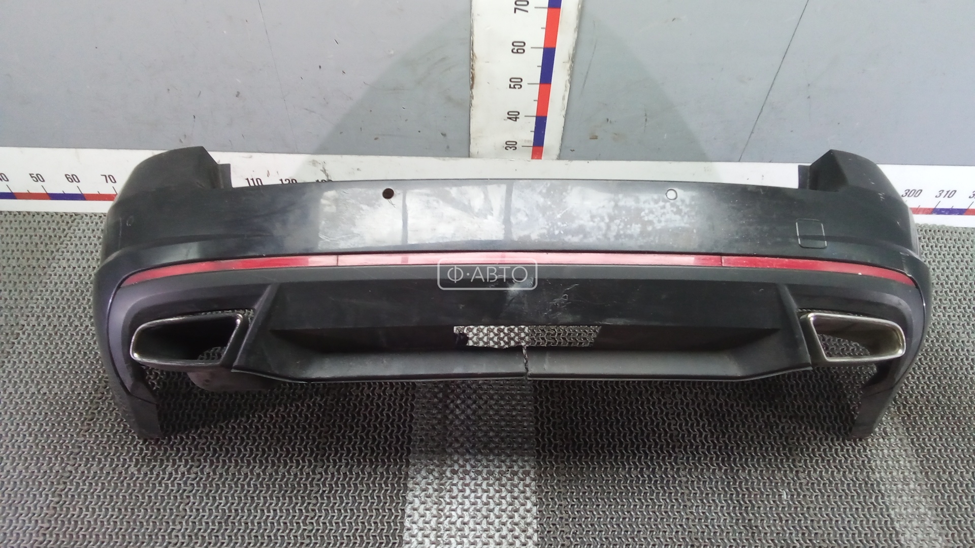 Бампер задний