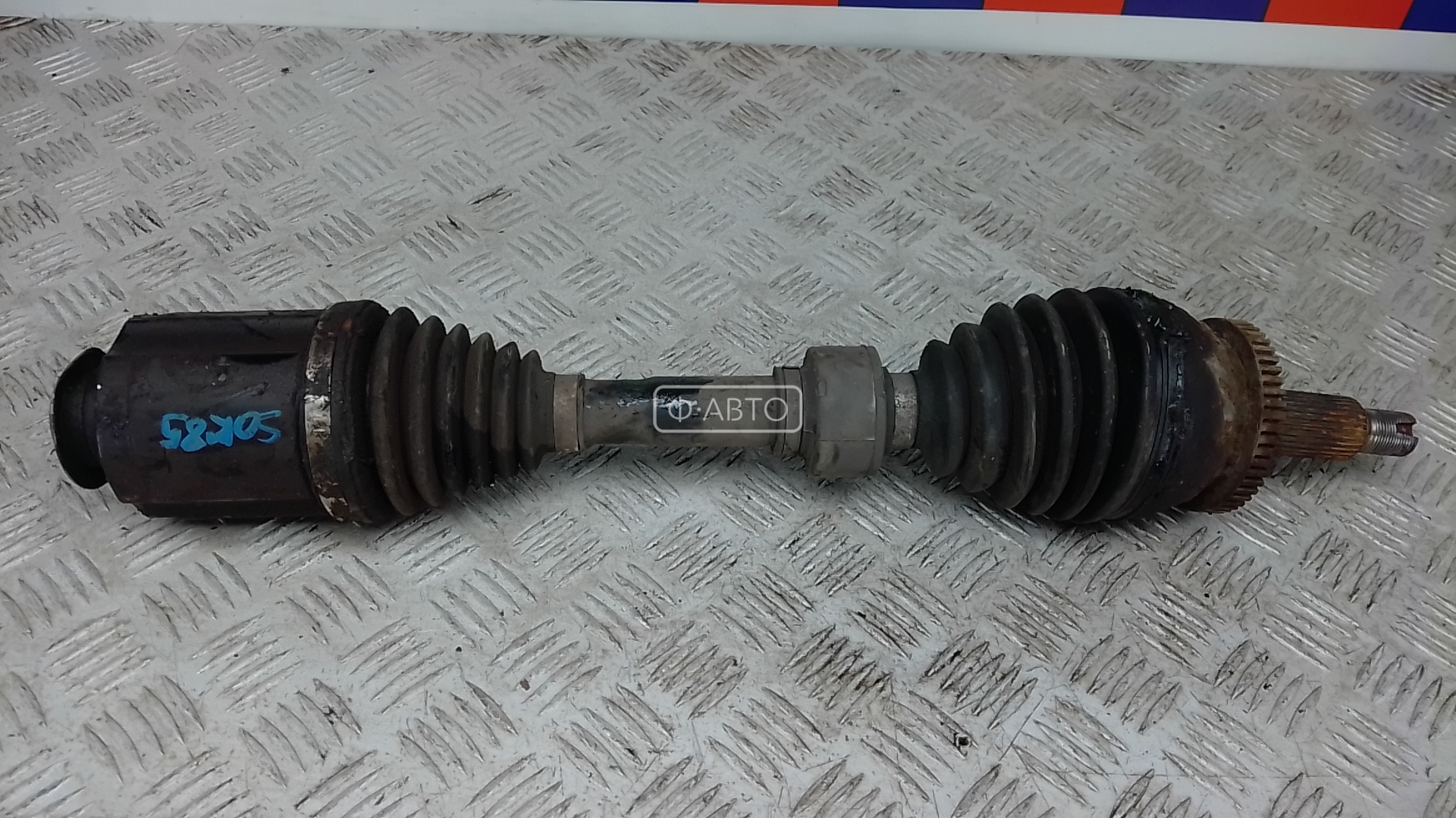 Привод передний правый