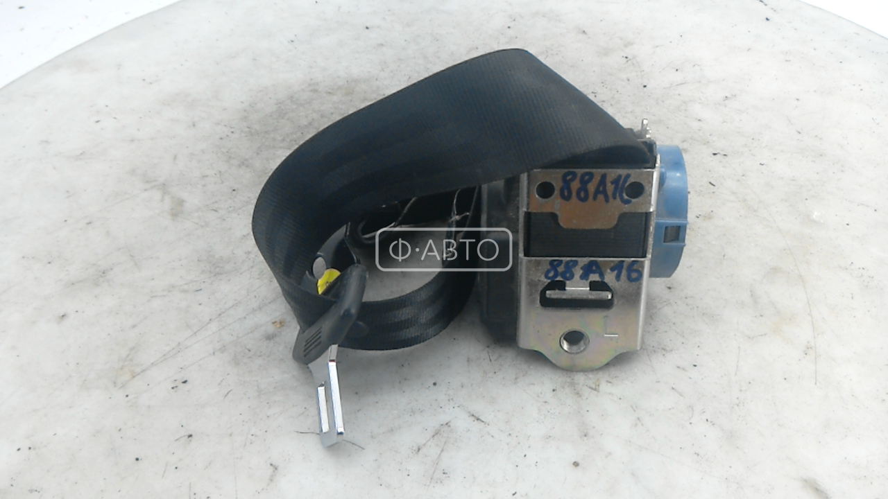 Ремень безопасности с пиропатроном сиденья заднего