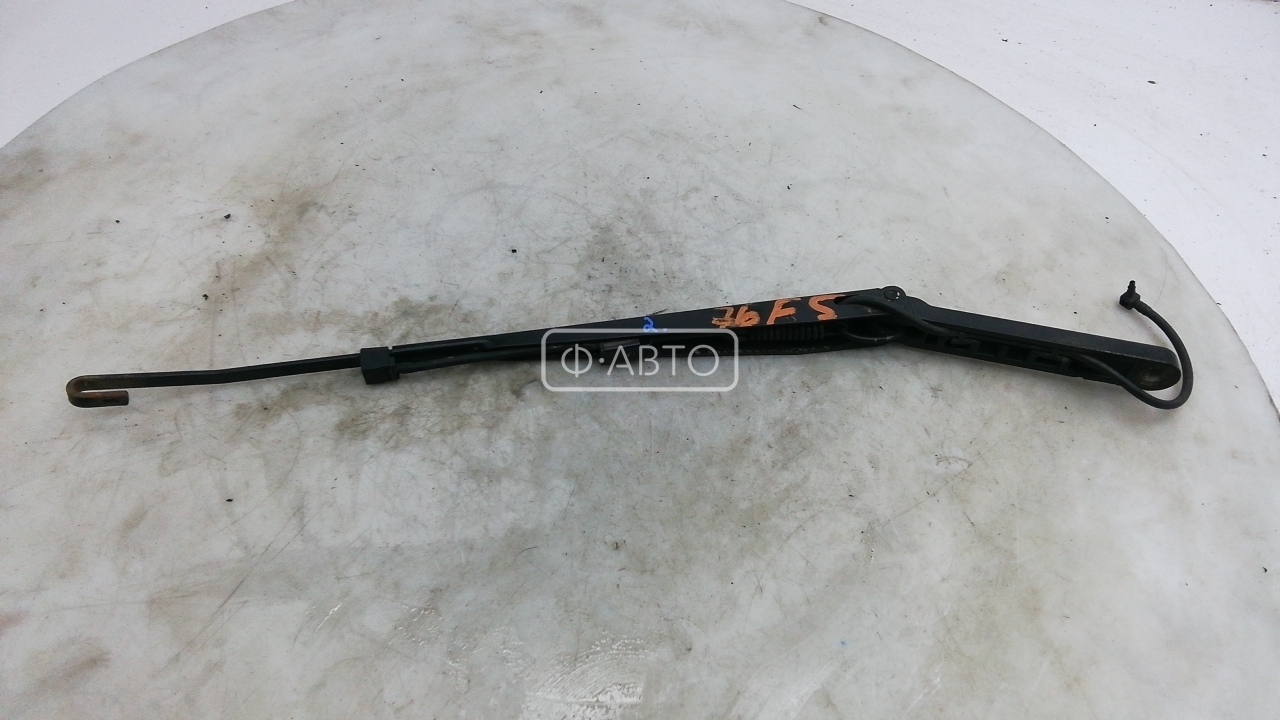 Щеткодержатель лобового стекла